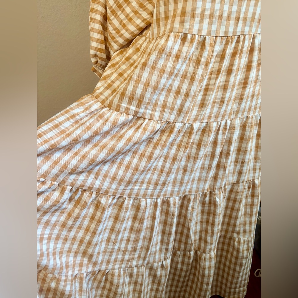 ON YOU White and Camel Gingham Maxi Dress - Picture 5 of 8